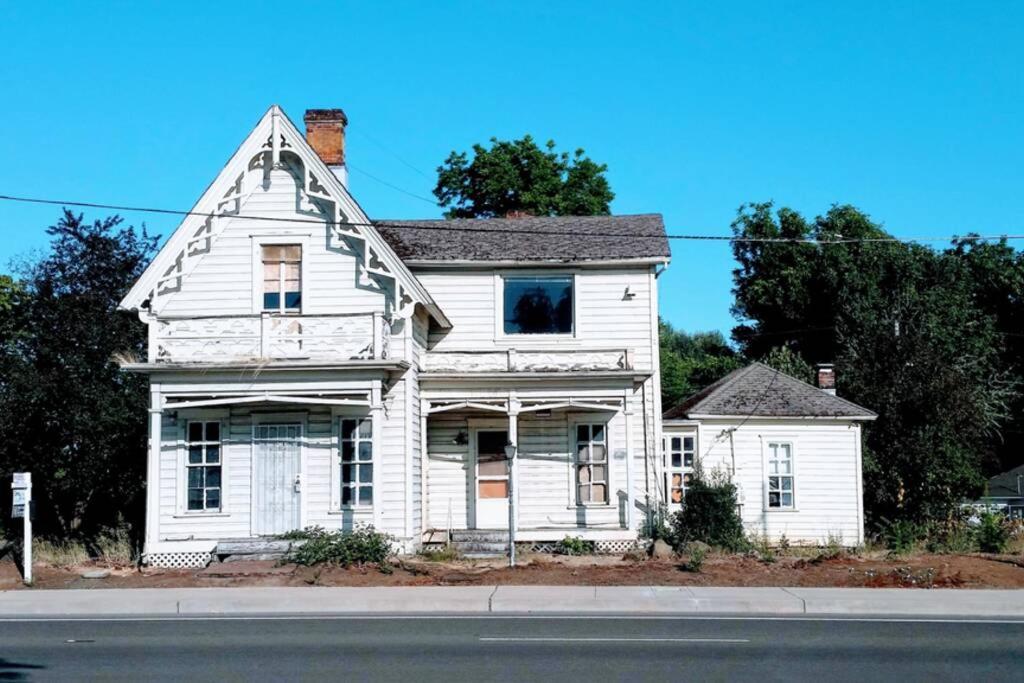 Hotel HISTORICAL JOHN RAST HOUSE circa 1875 Roseburg Exterior foto